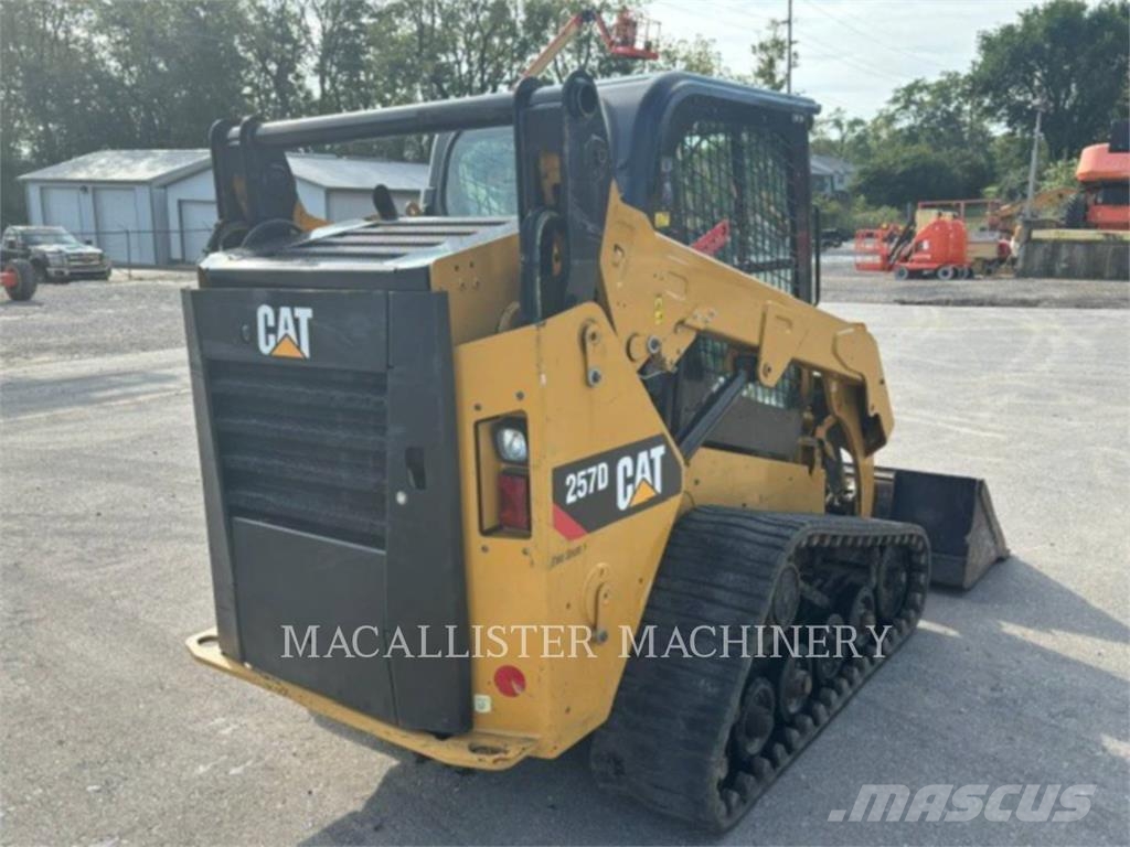 CAT 257D Larvebåndslæssere