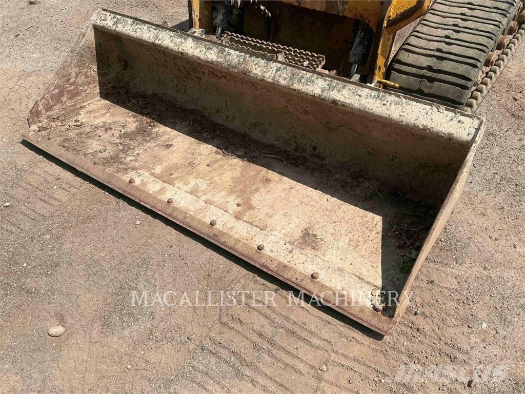 CAT 257D A2Q Larvebåndslæssere