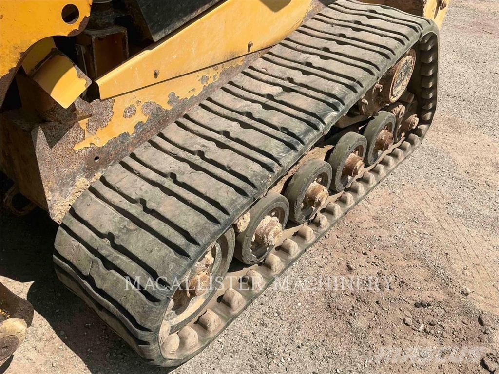 CAT 257D A2Q Larvebåndslæssere