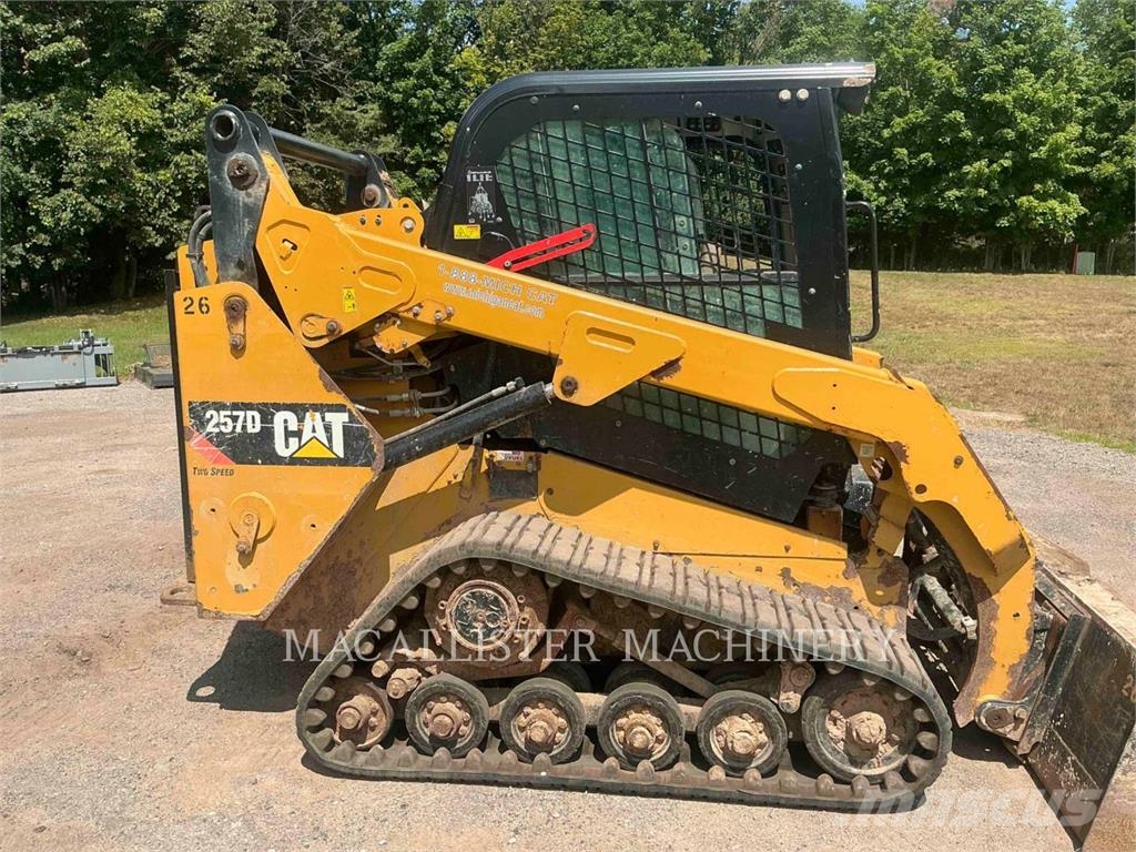 CAT 257D A2Q Larvebåndslæssere