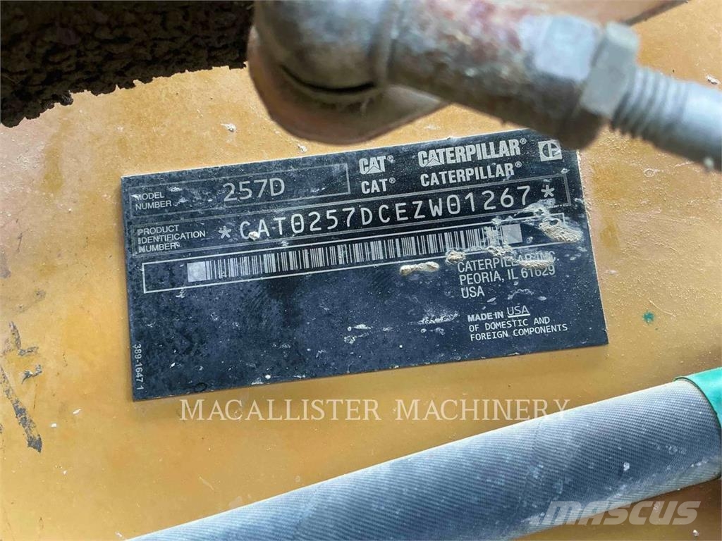 CAT 257D A2Q Larvebåndslæssere