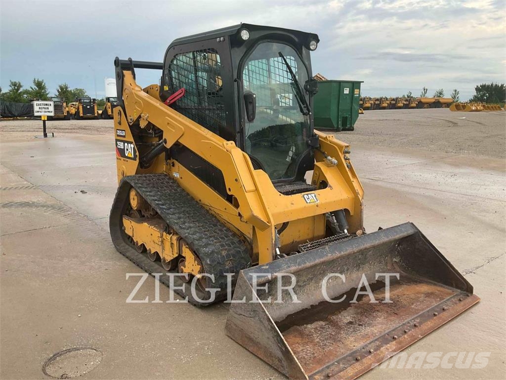 CAT 259D Lánctalpas homlokrakodók