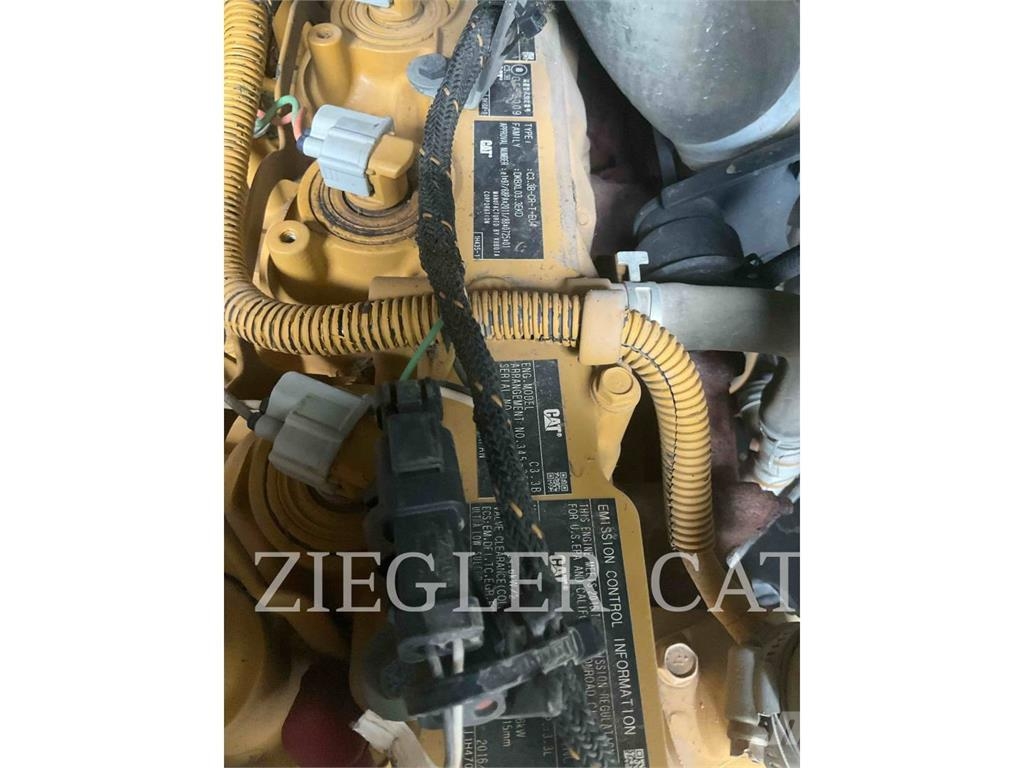 CAT 259D Lánctalpas homlokrakodók