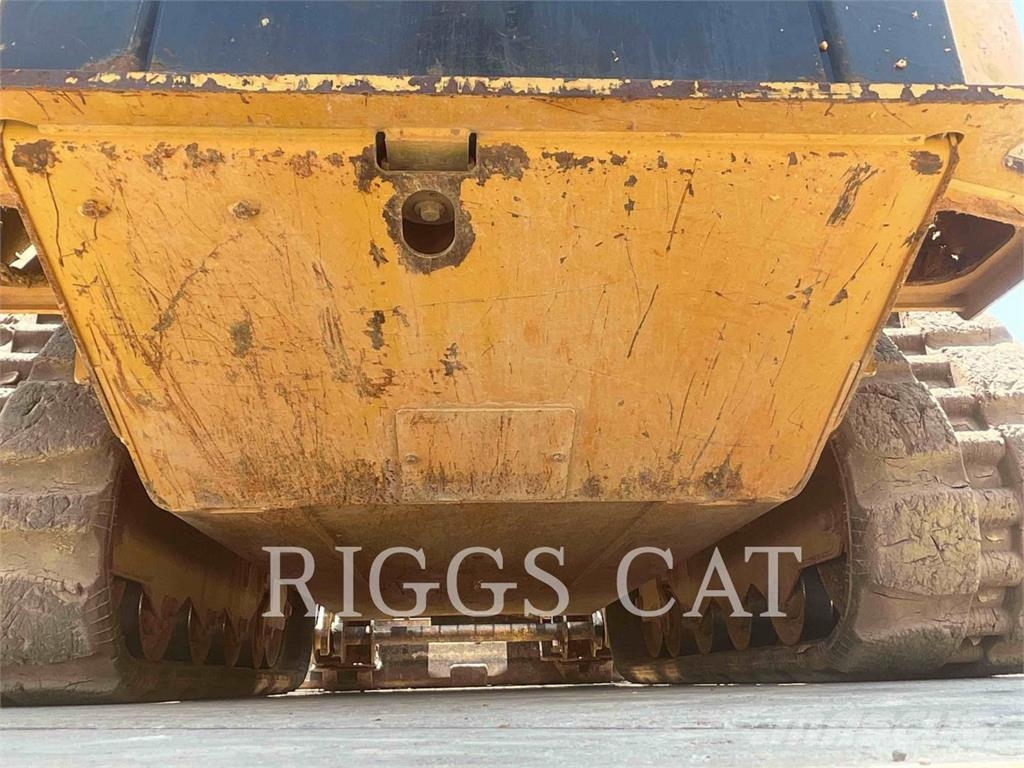 CAT 259D Lietoti riteņu kompaktiekrāvēji