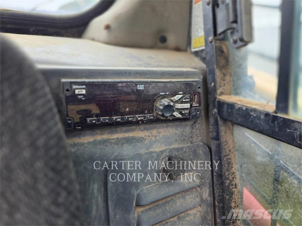 CAT 259D Crawler loaders