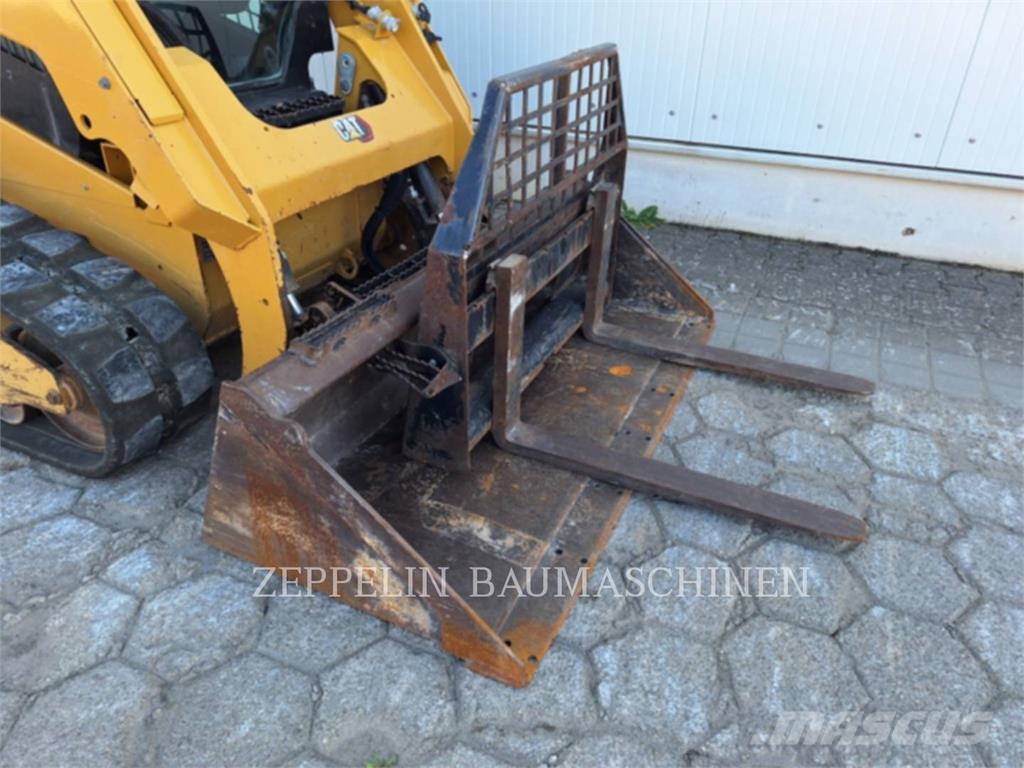 CAT 259D Lietoti riteņu kompaktiekrāvēji