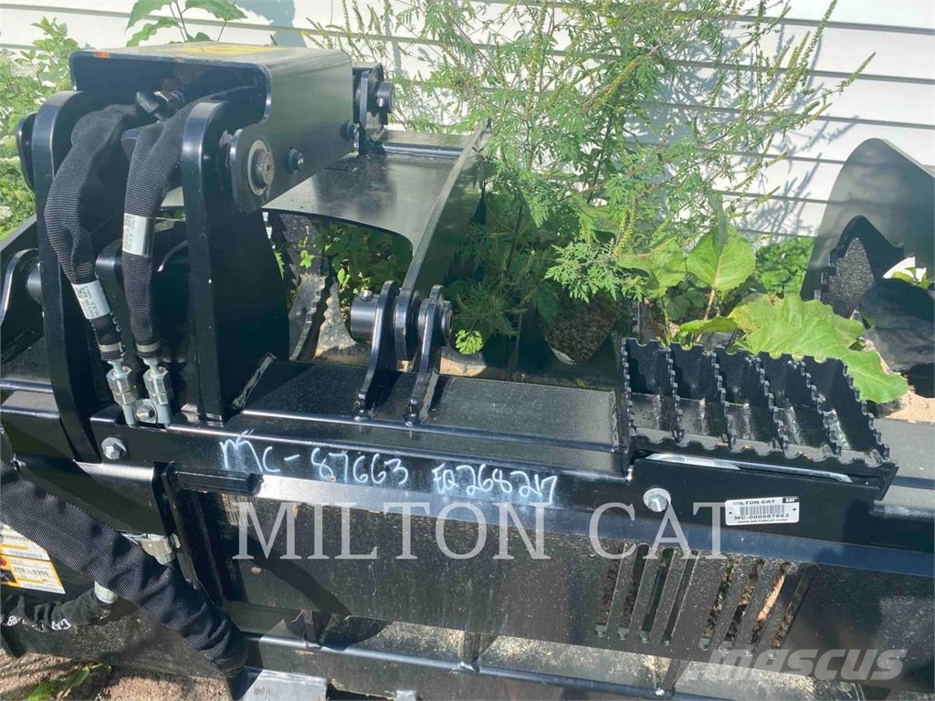 CAT 259D 3 لوادر انزلاقية التوجيه