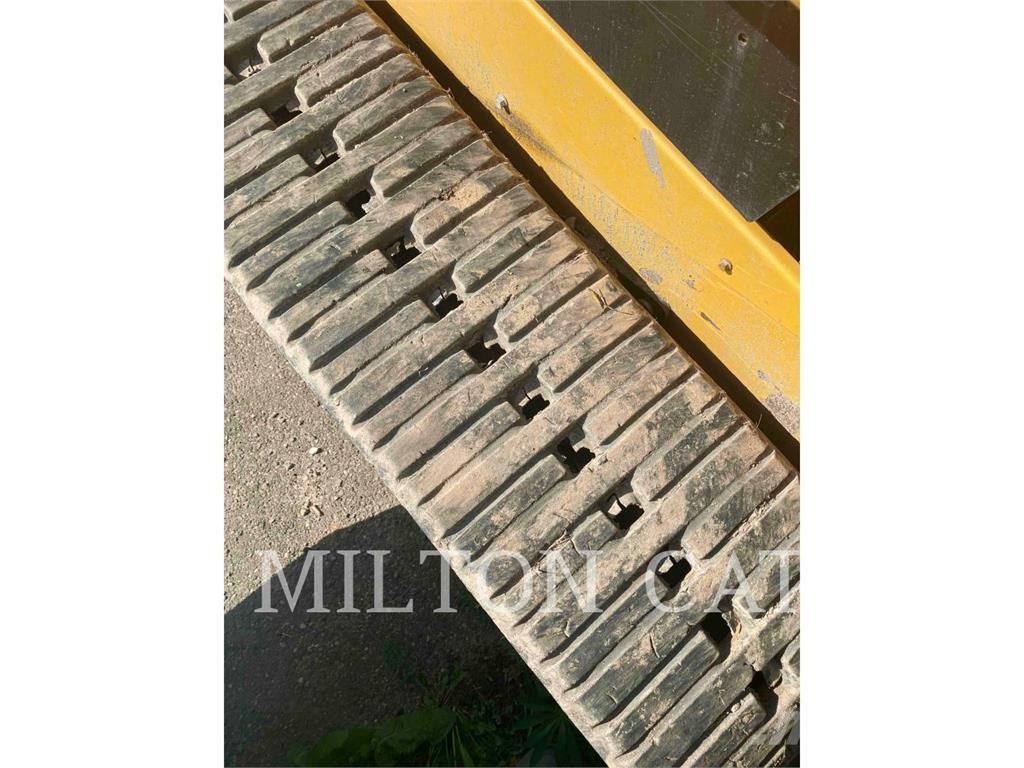 CAT 259D 3 لوادر انزلاقية التوجيه