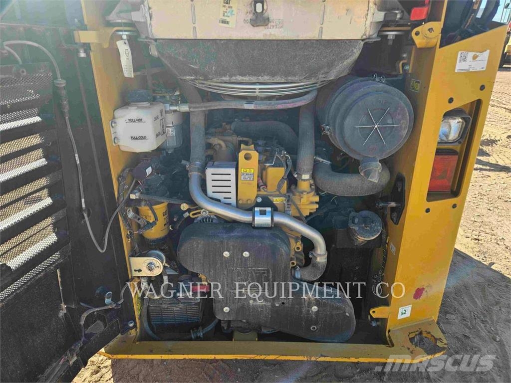 CAT 259D3 لوادر انزلاقية التوجيه
