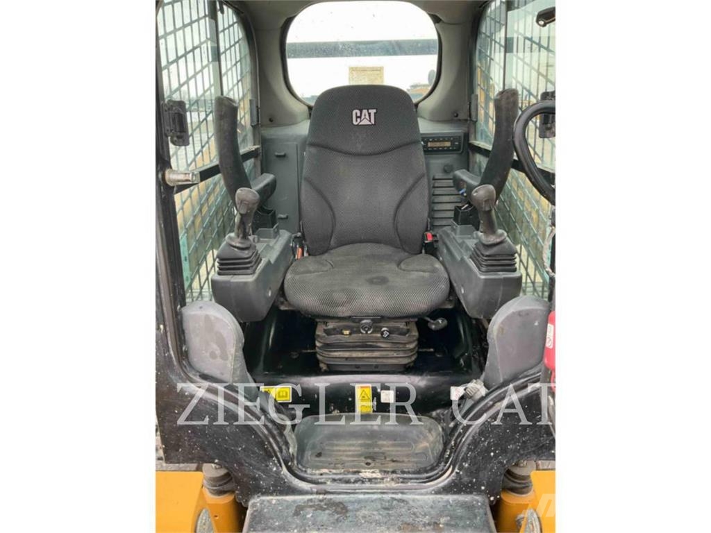 CAT 259D3 Crawler loaders