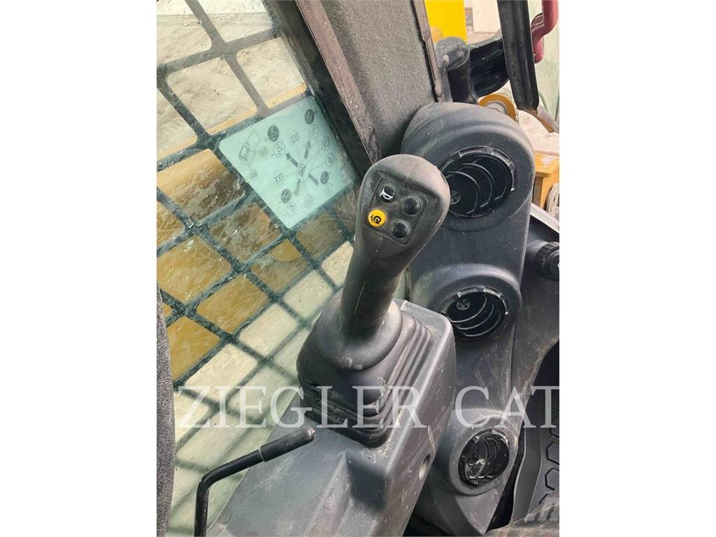 CAT 259D3 Crawler loaders