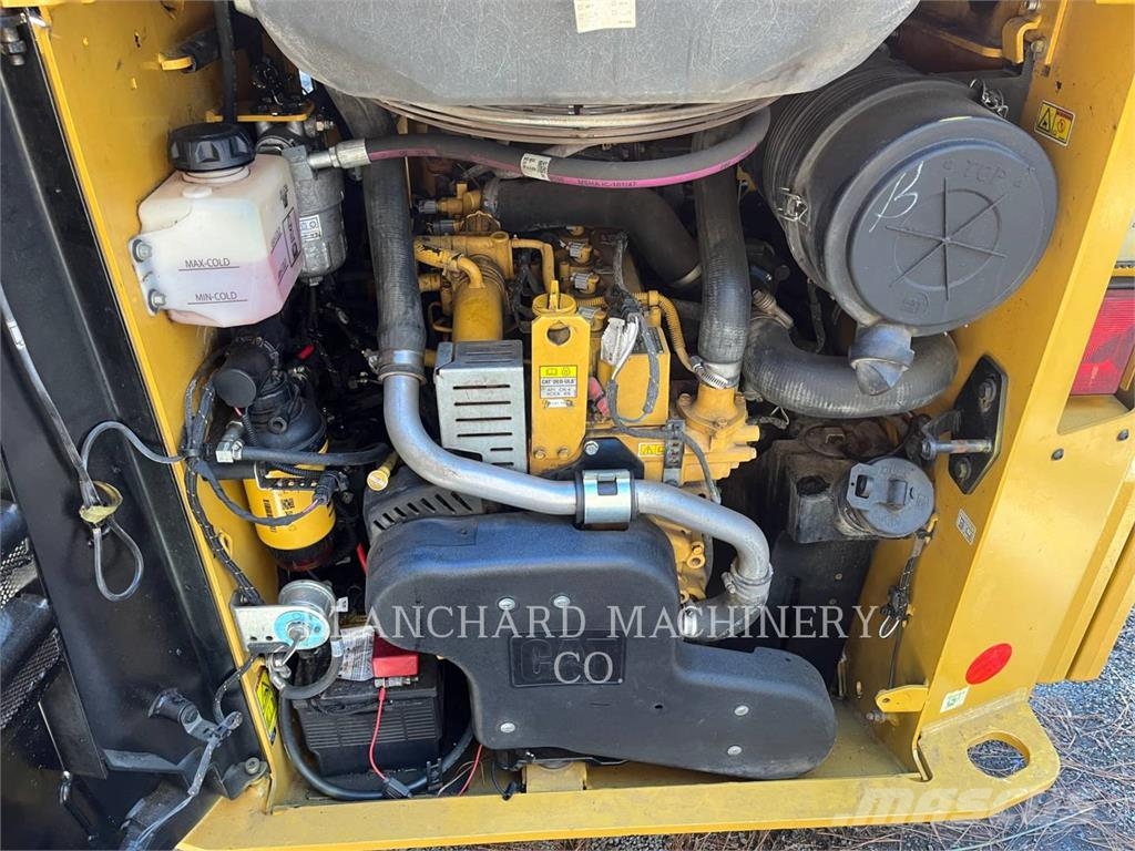CAT 259D3 Crawler loaders