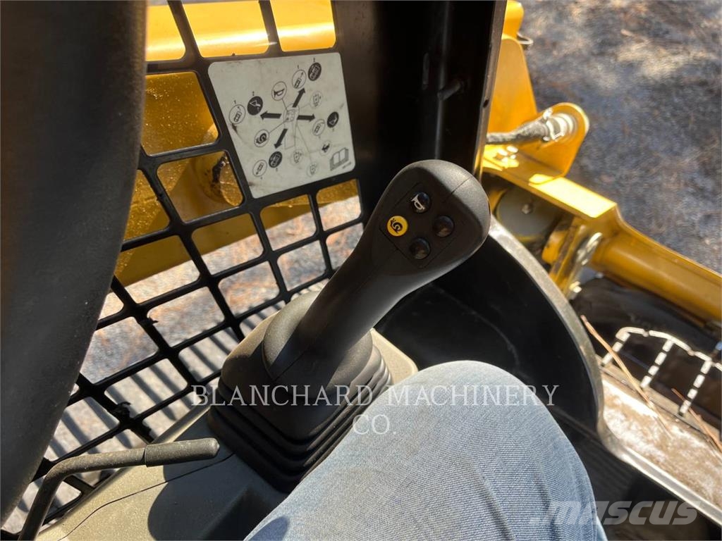 CAT 259D3 Crawler loaders