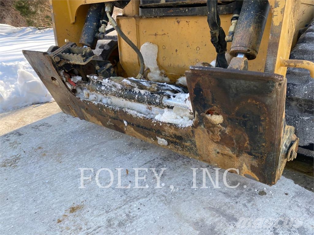 CAT 259D3 Crawler loaders