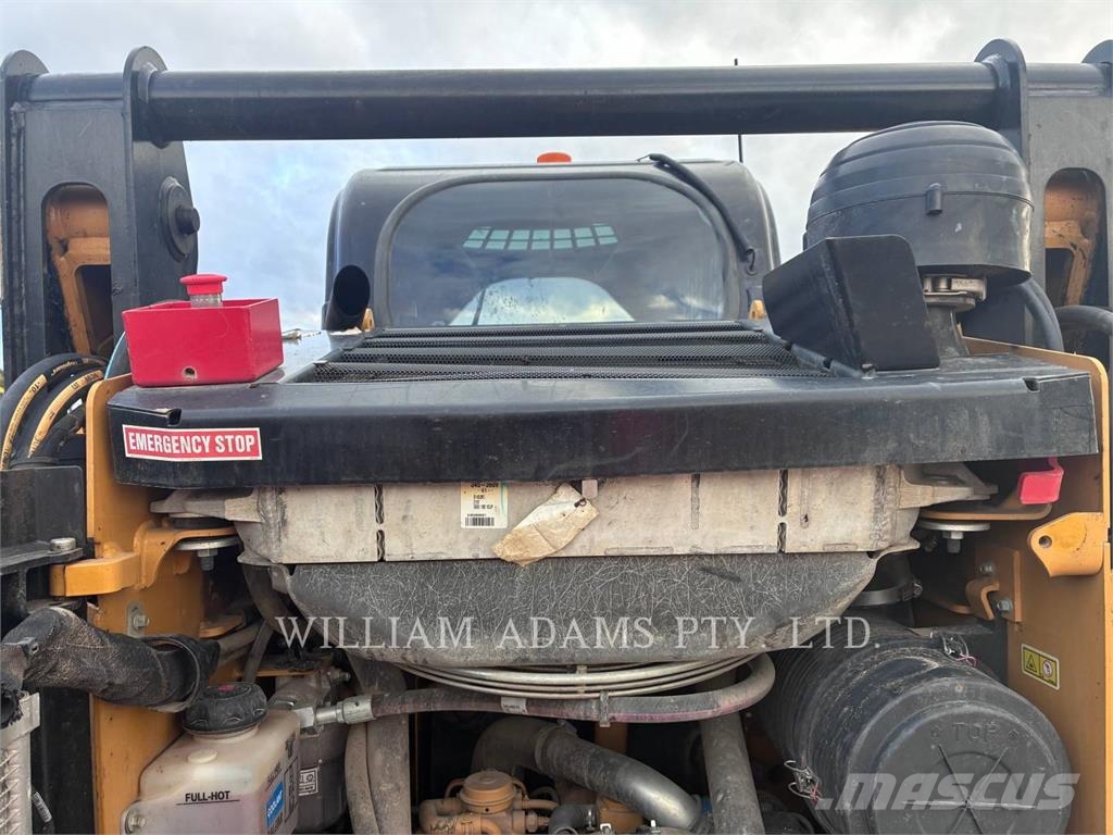 CAT 259D3 لوادر انزلاقية التوجيه