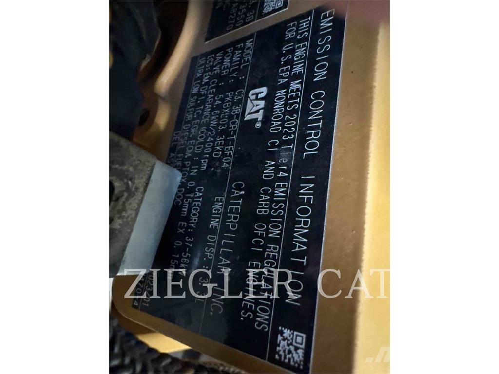 CAT 259D3 Telakuormaajat