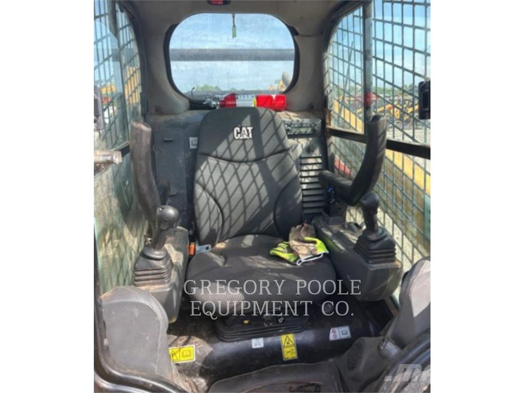 CAT 259D3 Carregadeiras de esteiras