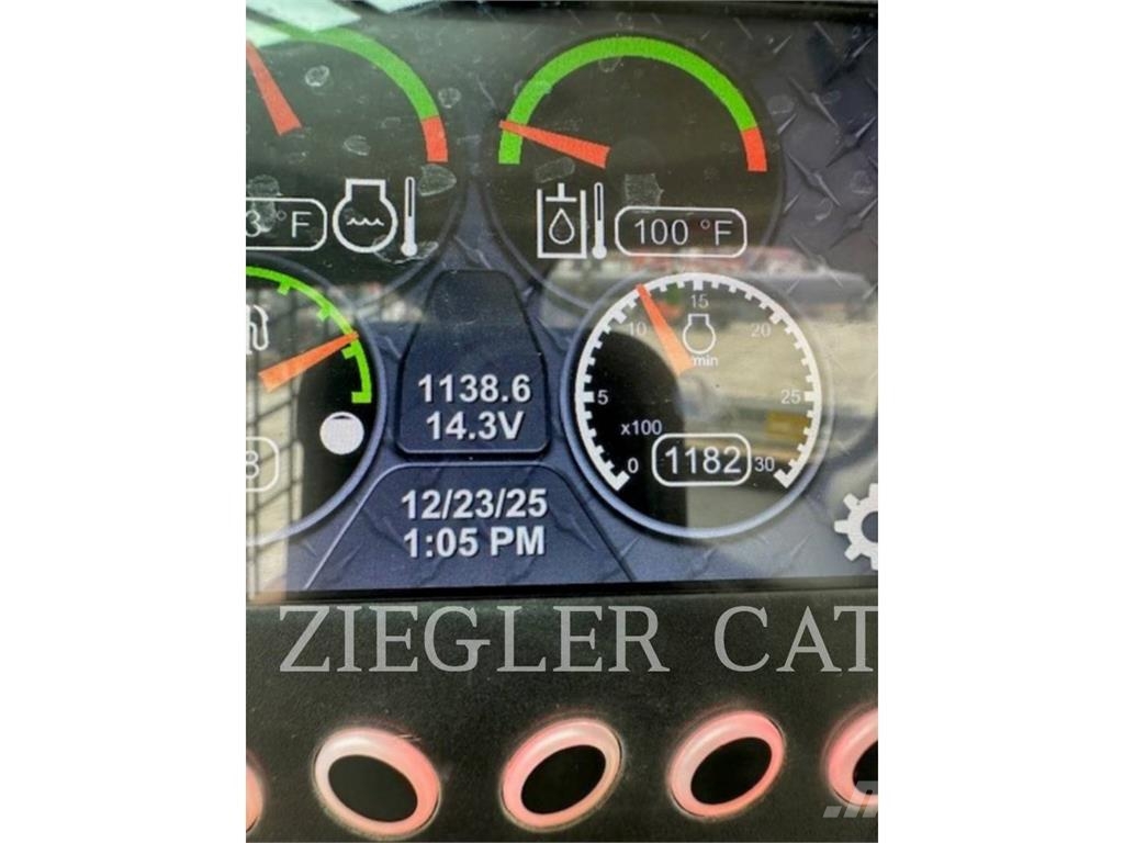 CAT 259D3 لوادر زحافة