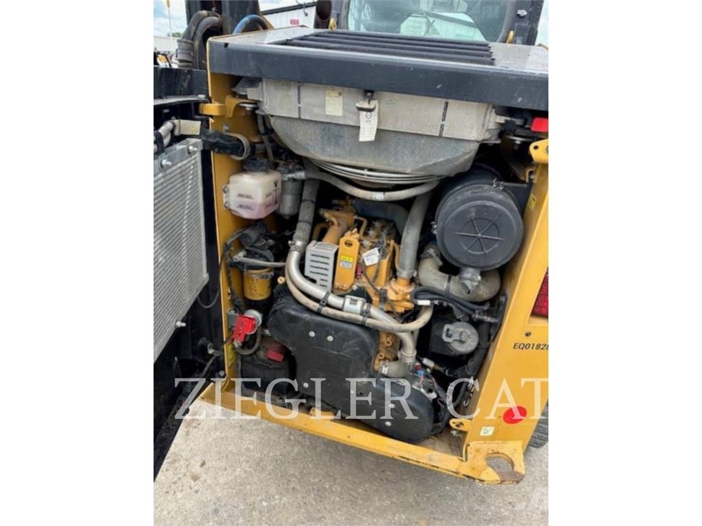 CAT 259D3 لوادر زحافة