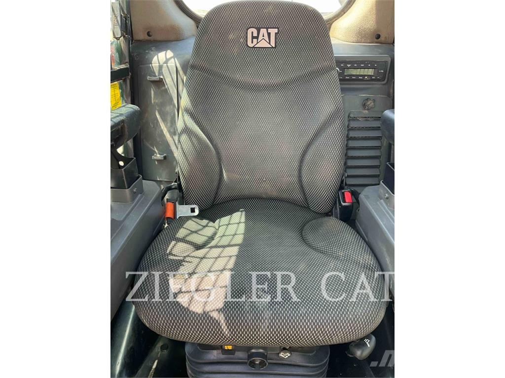CAT 259D3 Larvebåndslæssere