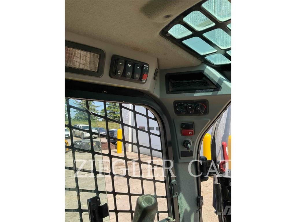 CAT 259D3 Larvebåndslæssere