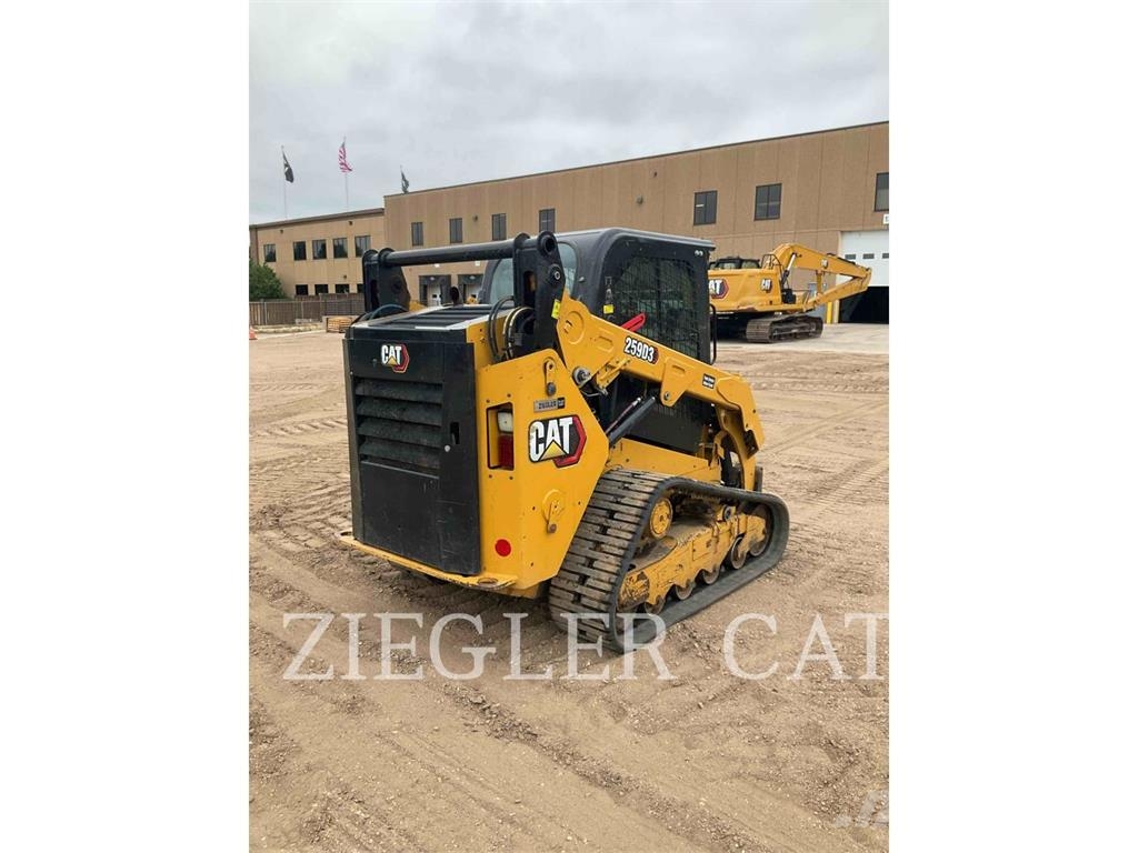 CAT 259D3 Larvebåndslæssere