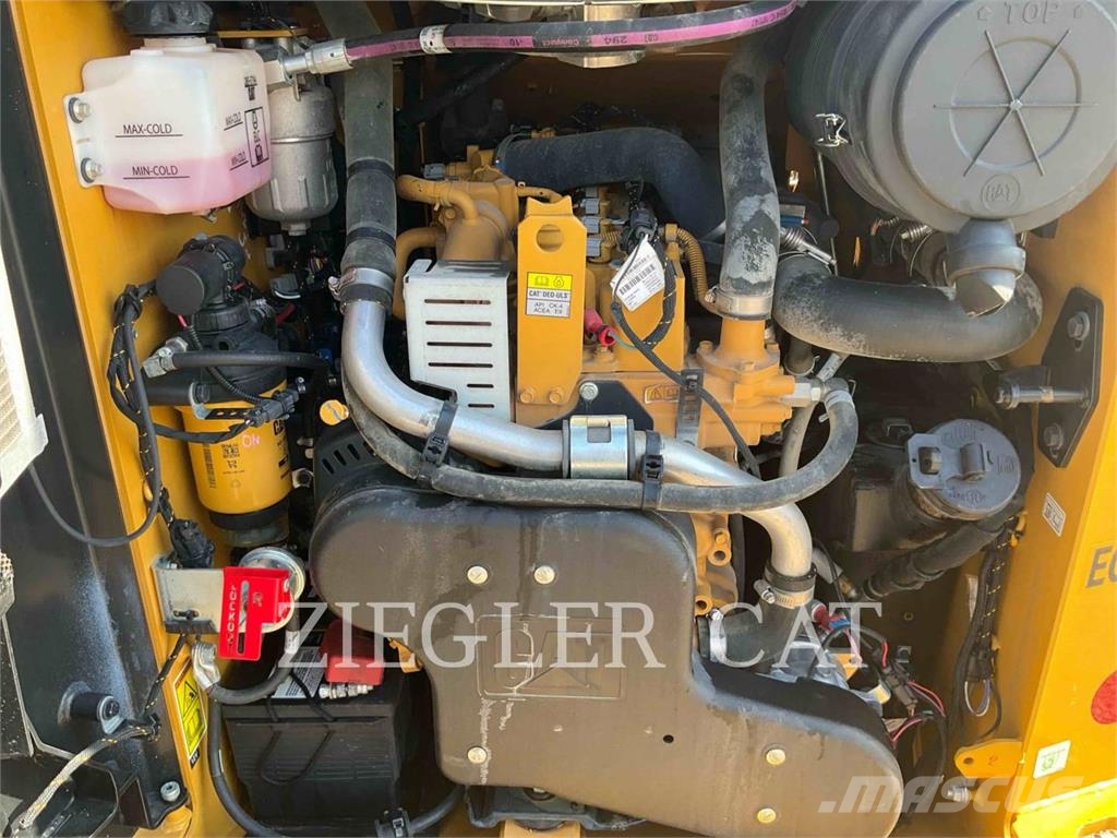 CAT 259D3 Гусеничные фронтальные погрузчики