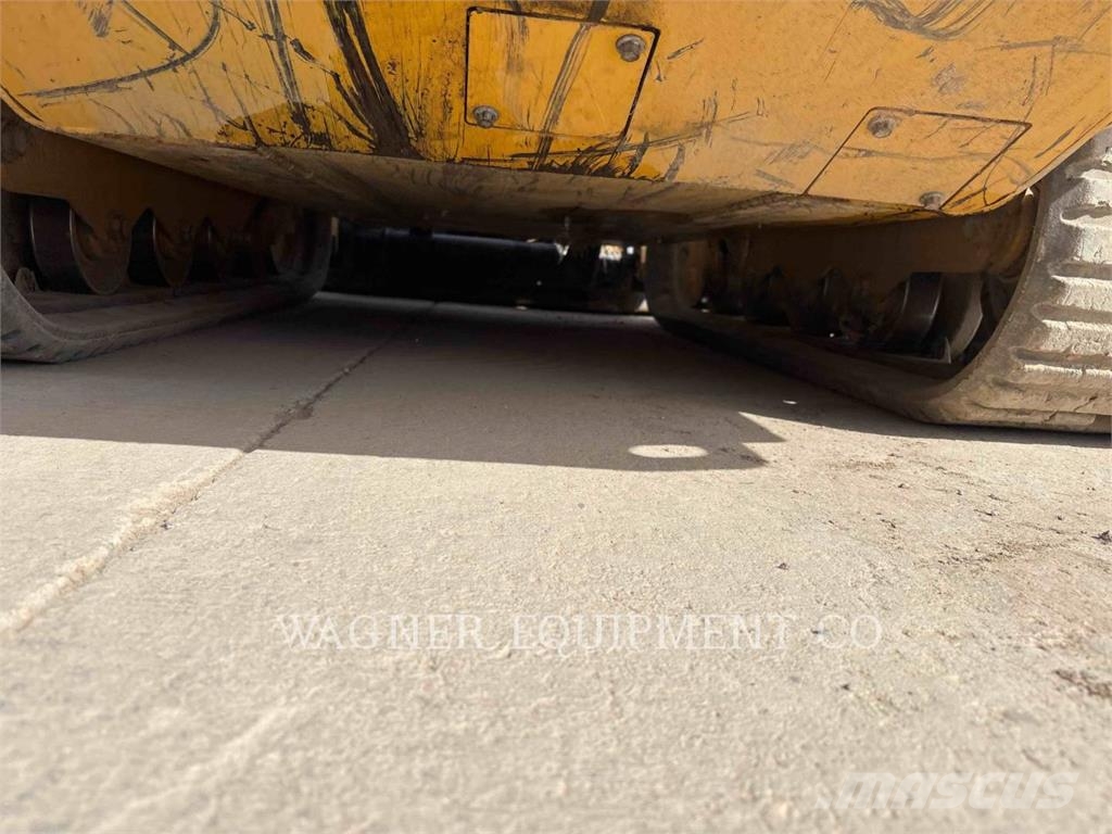 CAT 259D3 궤도식 로우더