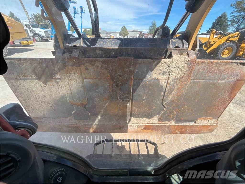 CAT 259D3 궤도식 로우더