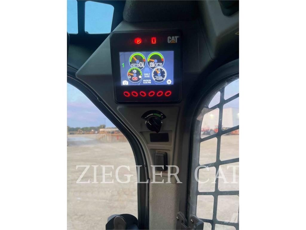 CAT 259D3 Roomiklaadurid