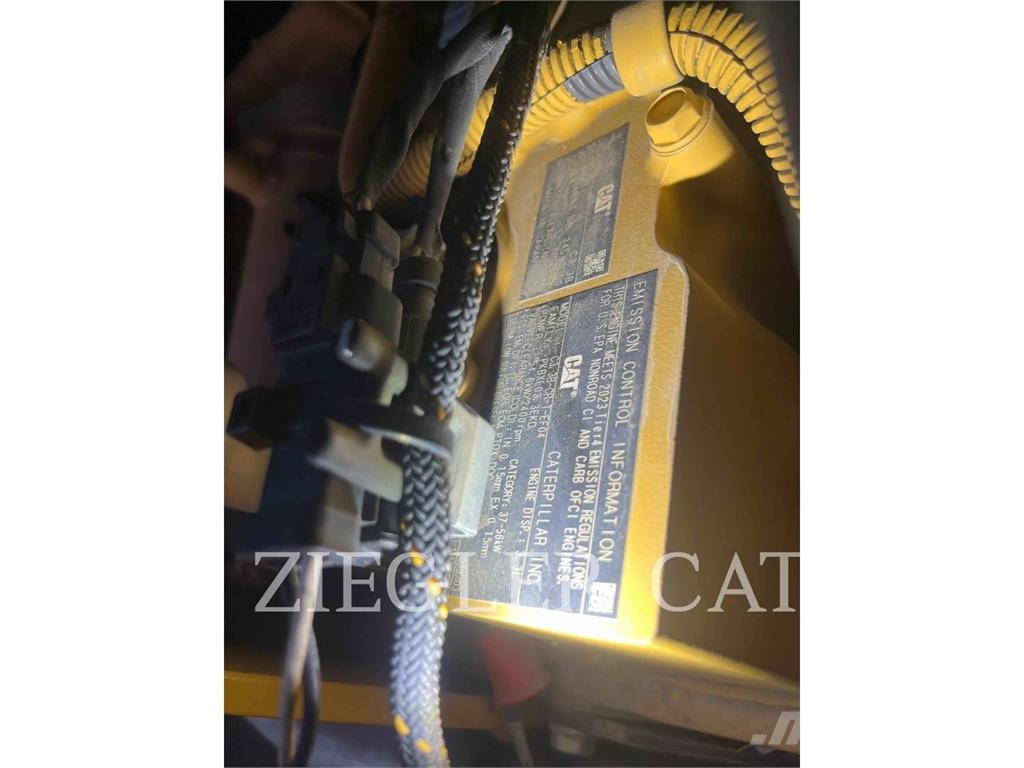 CAT 259D3 Roomiklaadurid
