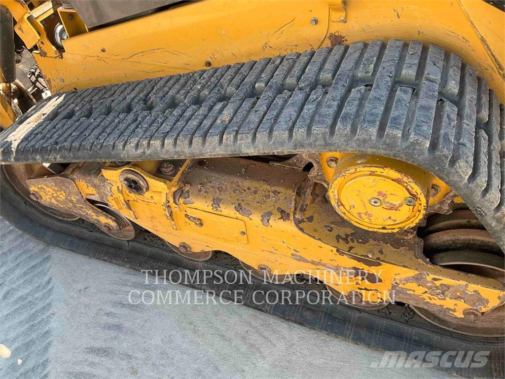 CAT 259D3 Kāpurķēžu iekrāvēji