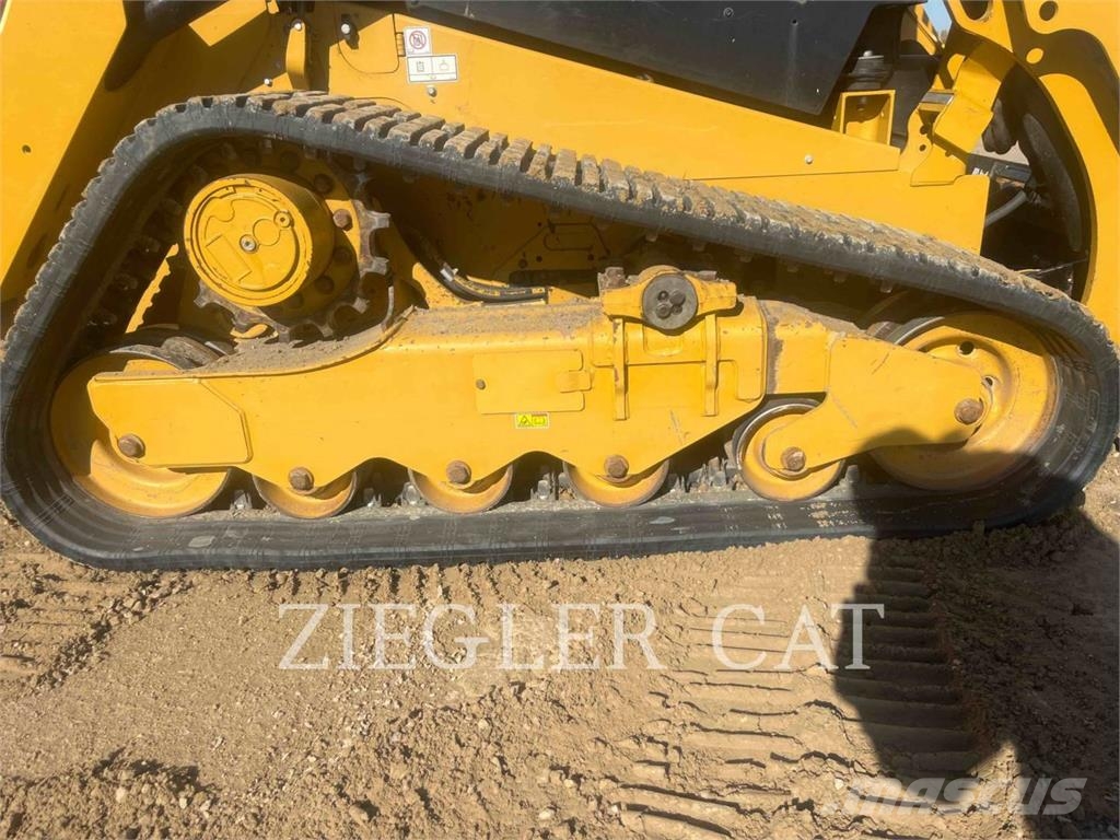 CAT 259D3 Верижен товарач