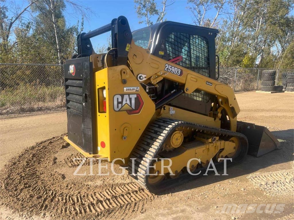 CAT 259D3 Верижен товарач