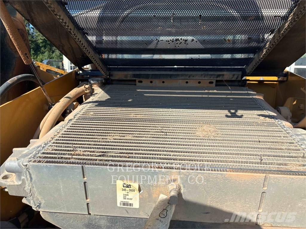 CAT 259D3 Încarcatoare cu excavator