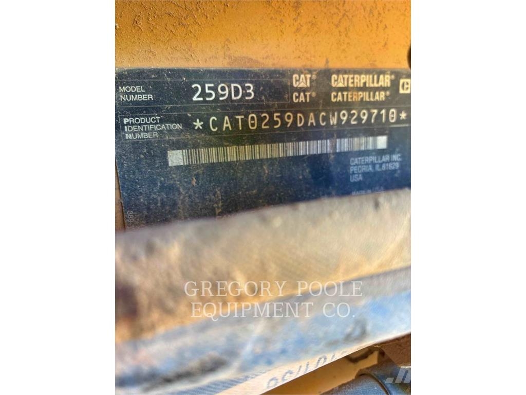 CAT 259D3 推土機