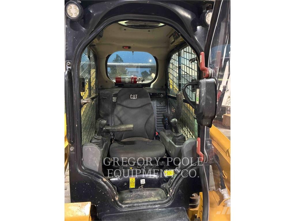 CAT 259D3 Încarcatoare cu excavator