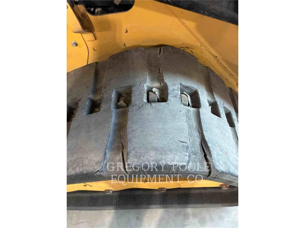 CAT 259D3 Încarcatoare cu excavator