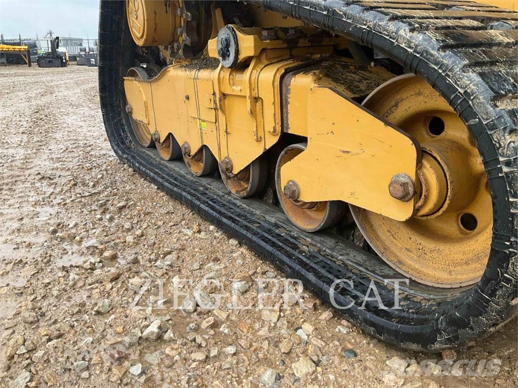 CAT 259D3 Верижен товарач