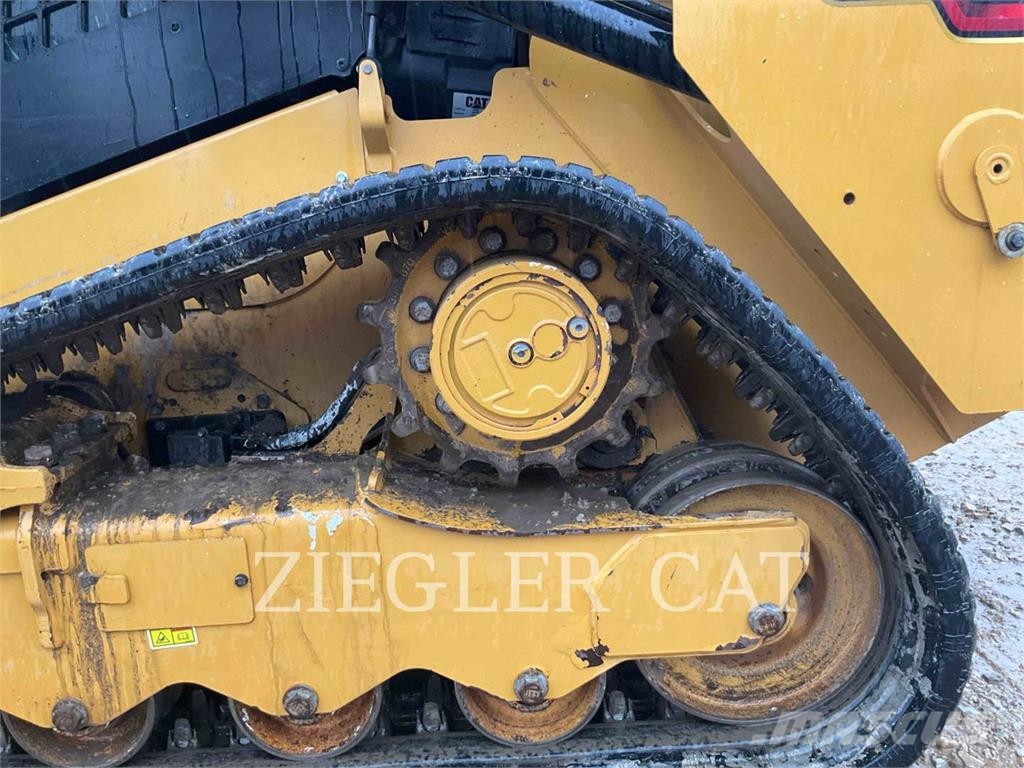 CAT 259D3 Верижен товарач