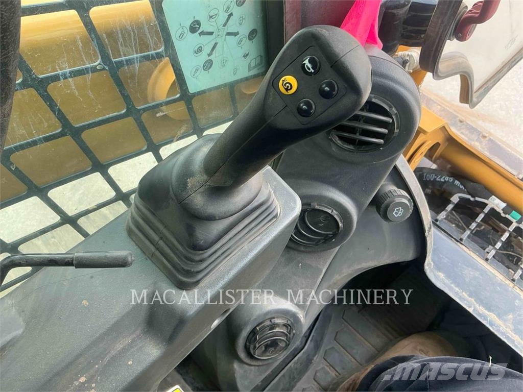 CAT 259D3 궤도식 로우더