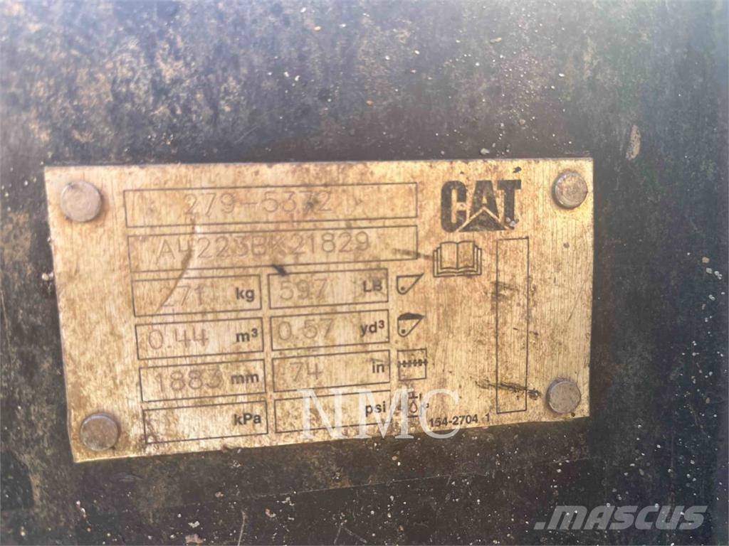 CAT 259D3 궤도식 로우더