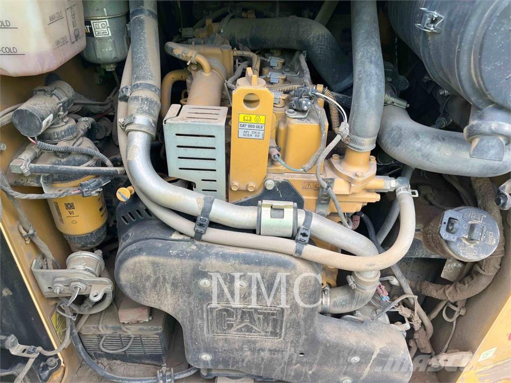 CAT 259D3 クローラーローダー