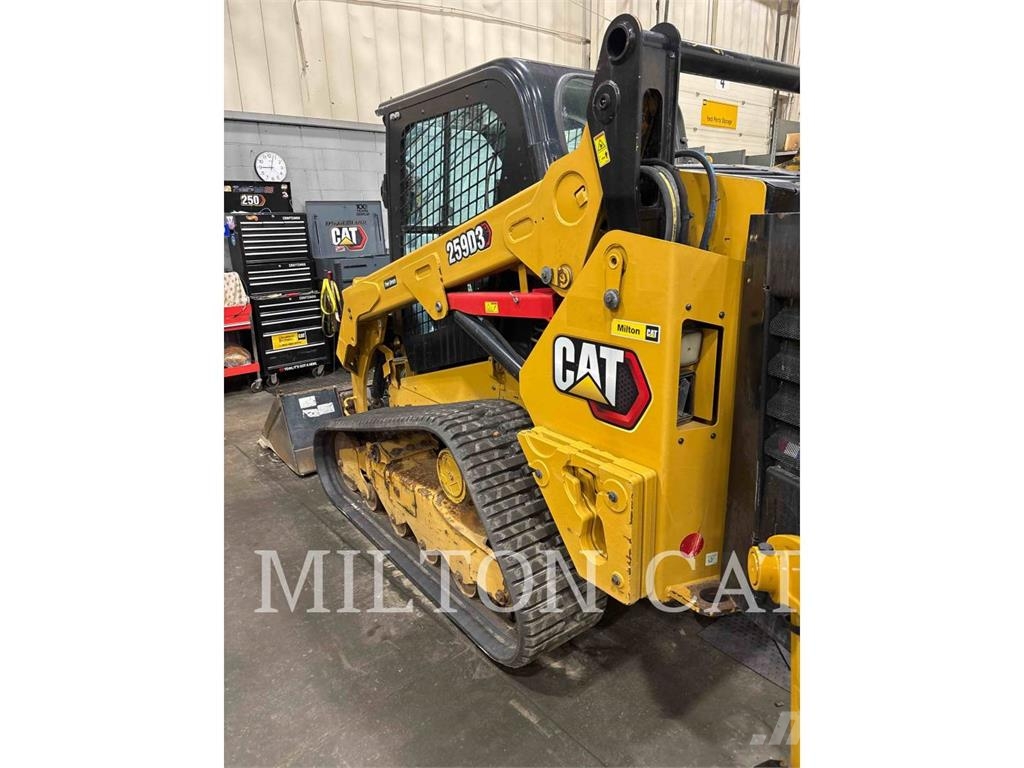 CAT 259D3 Lánctalpas homlokrakodók