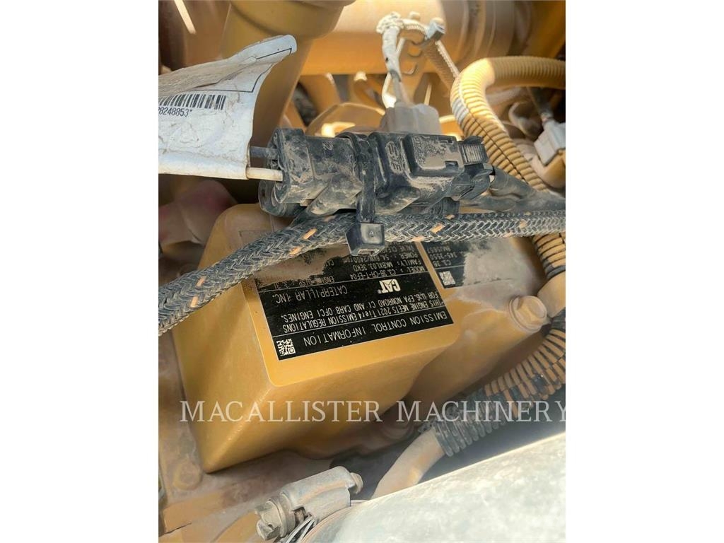 CAT 259D3 AQB لوادر زحافة