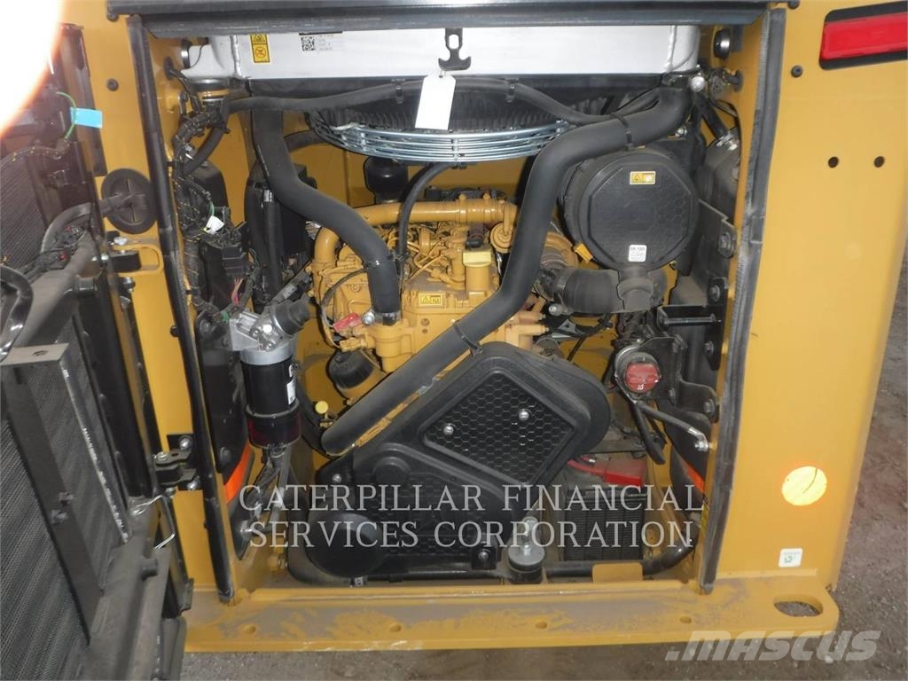 CAT 260-05 Kompaktlader
