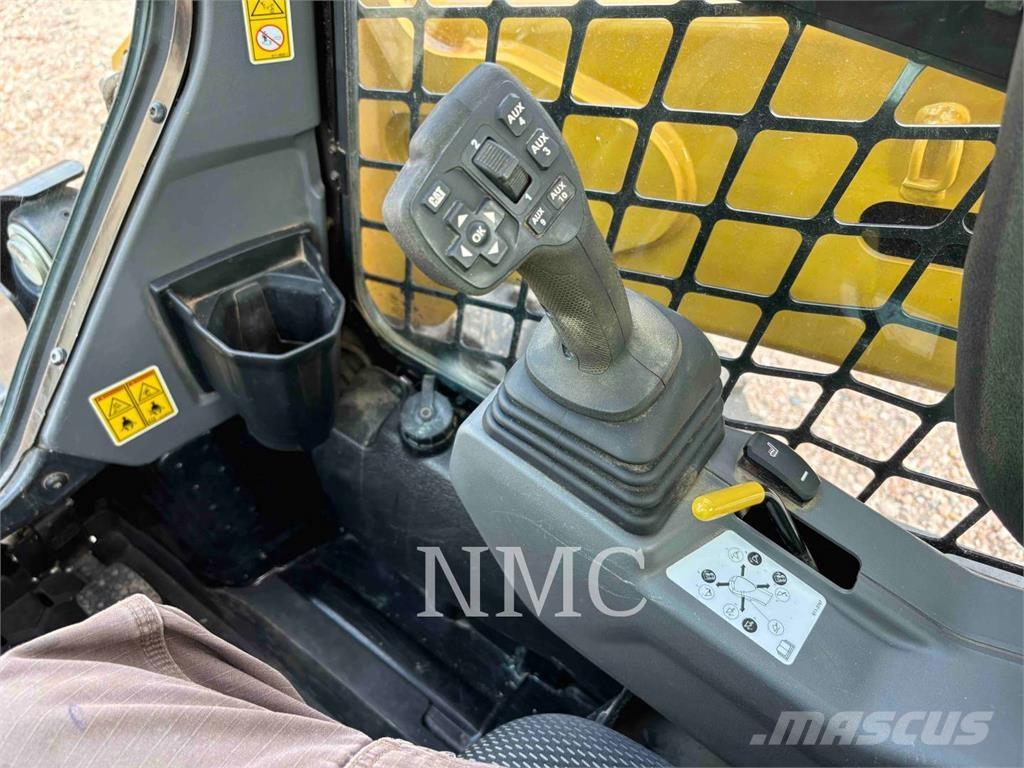 CAT 260-05 Skid steer mini nakladalci