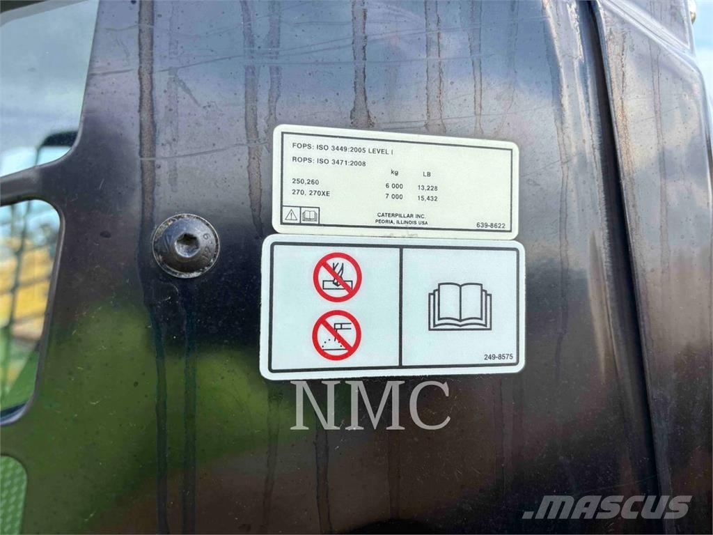 CAT 260-05 Skid steer mini nakladalci