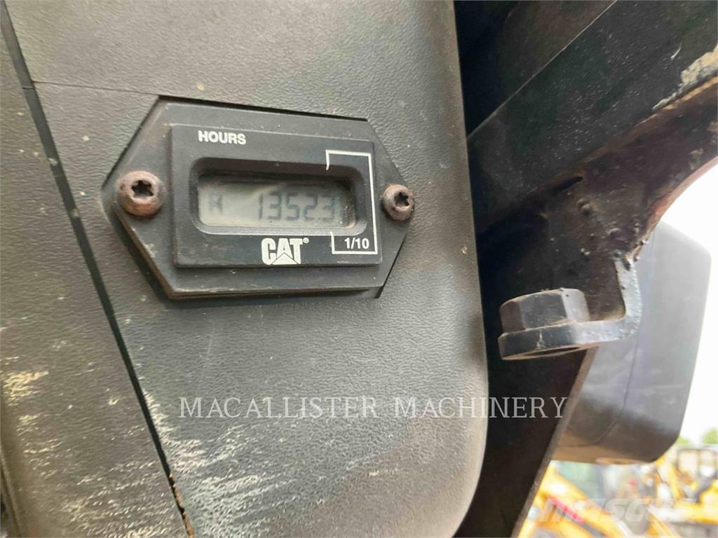 CAT 262C Skid steer mini utovarivači