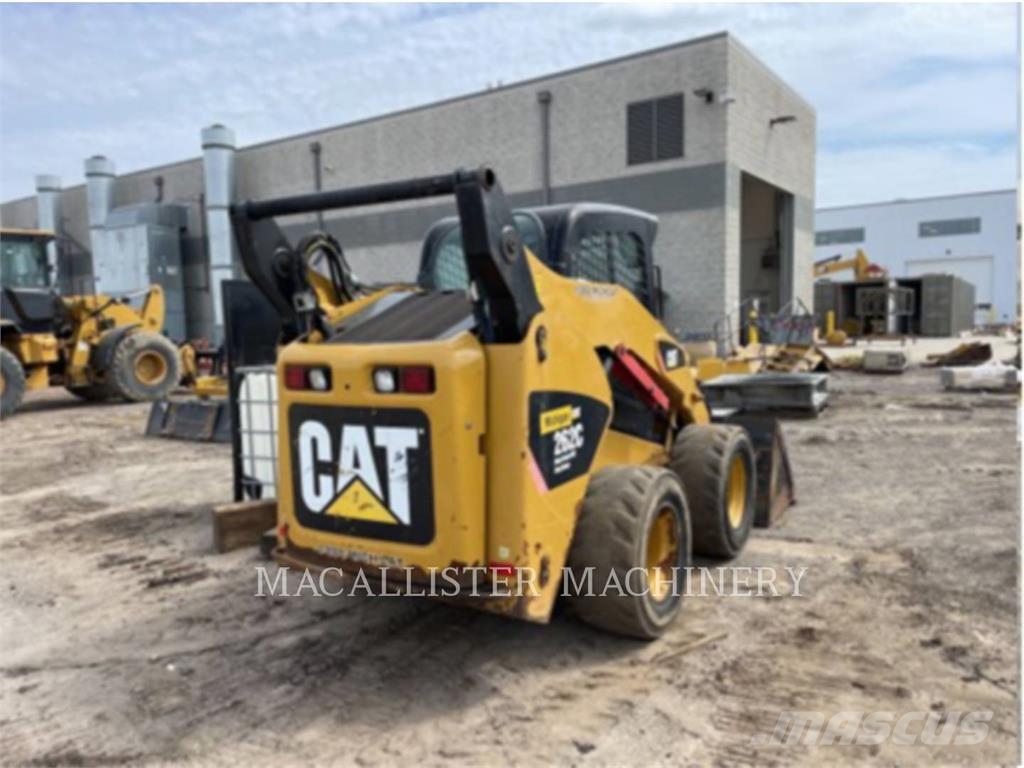 CAT 262C Skid steer mini nakladalci